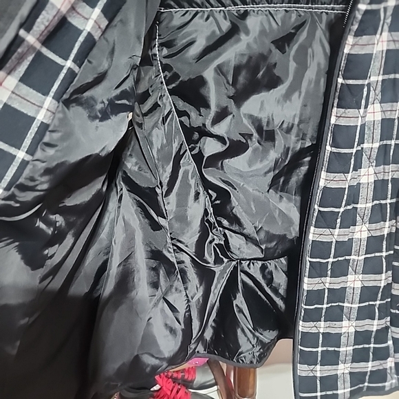 Upcycled Black & White Plaid Vest – Size Large – Harley Davidson Patch - Picture 6 of 8